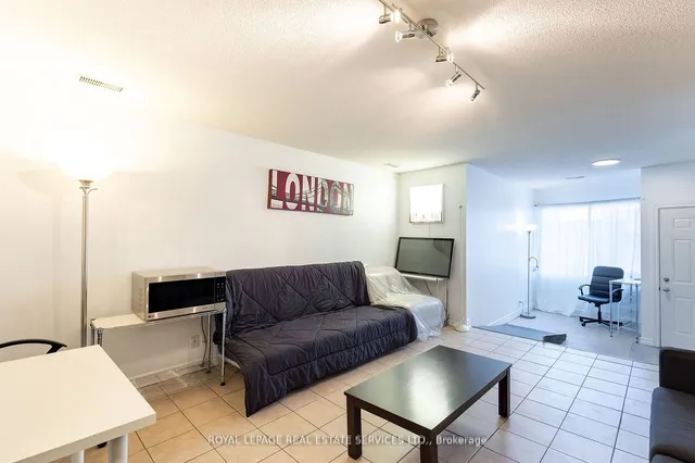 Additional property image - 2963 Dundas St