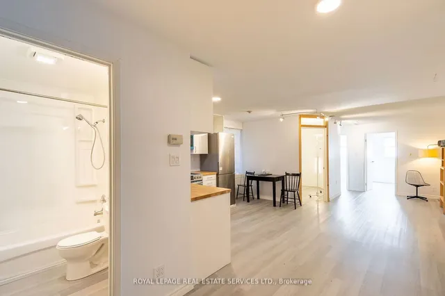 Additional property image - 2963 Dundas St