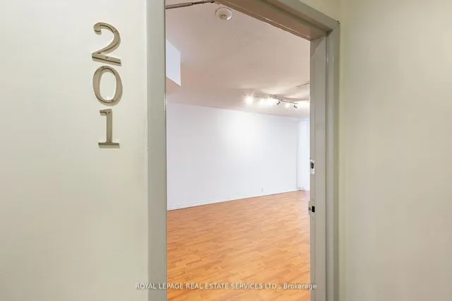 Additional property image - 2963 Dundas St