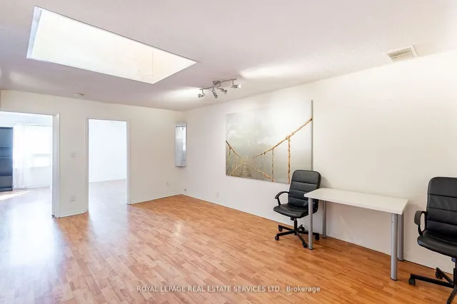 Additional property image - 2963 Dundas St