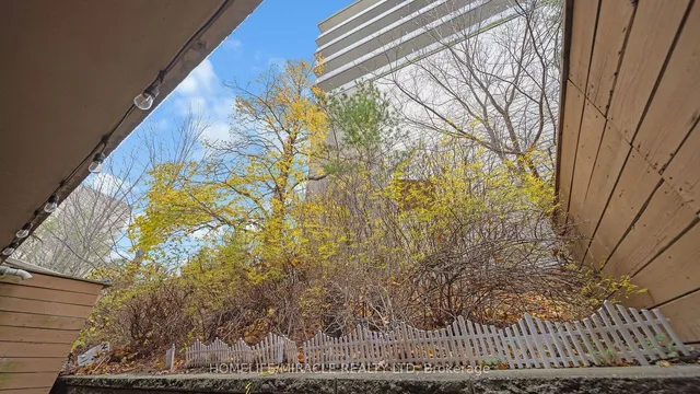 Property image - 125 George Appleton Way Unit 1004
