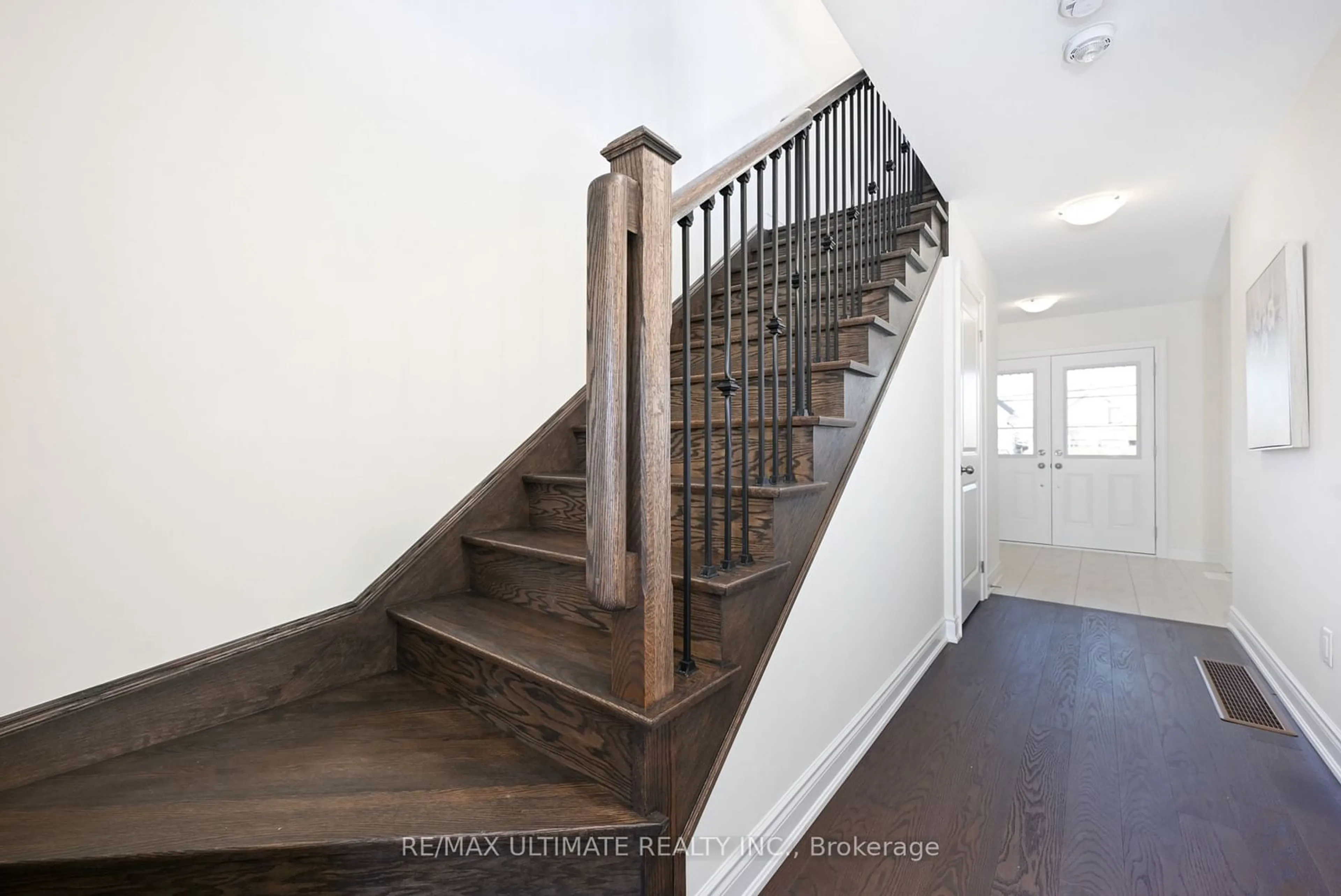 Stairs for 85 Hayrake St, Brampton Ontario L6Z 0K1