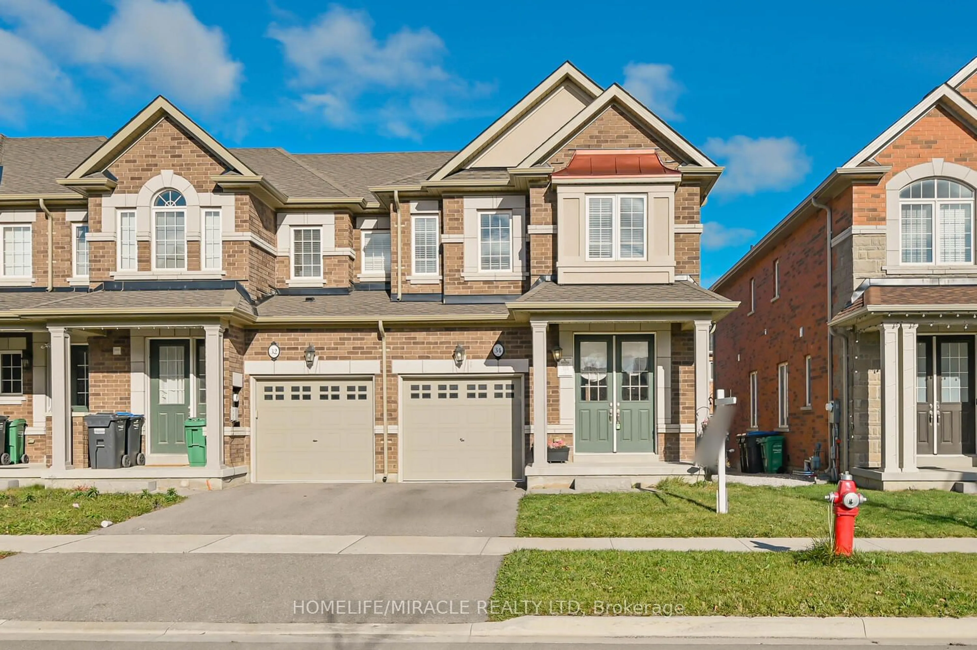 A pic from exterior of the house or condo, the street view for 34 Pearman Cres, Brampton Ontario L7A 4Y9