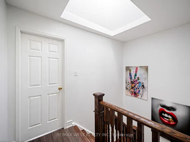 Additional property image - 126 Sandmere Ave