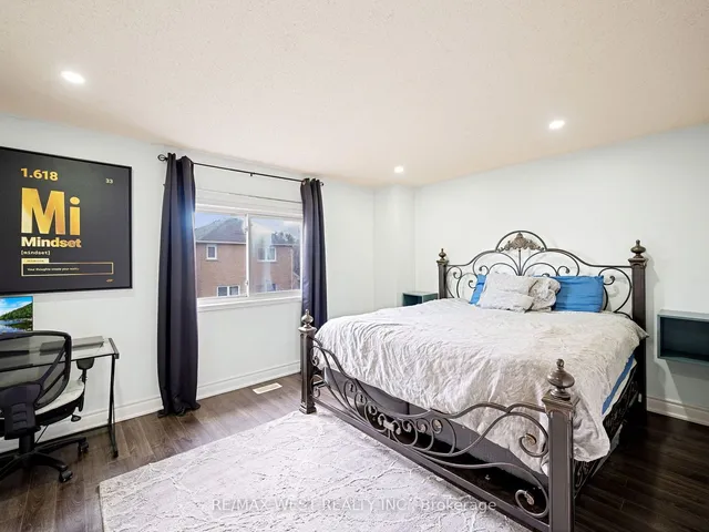 Additional property image - 126 Sandmere Ave