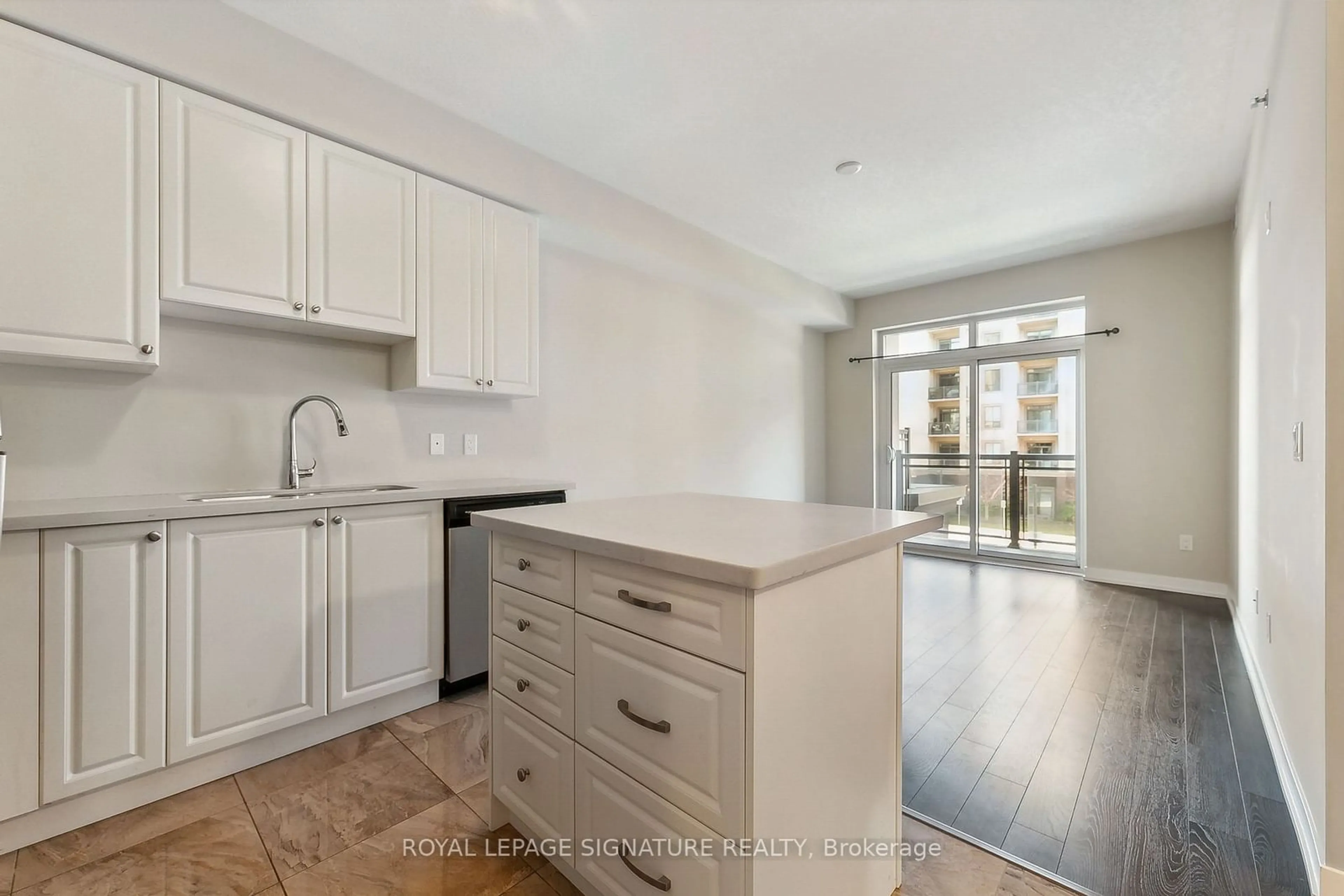 Open concept kitchen for 2486 Old Bronte Rd #333, Oakville Ontario L6M 4J2