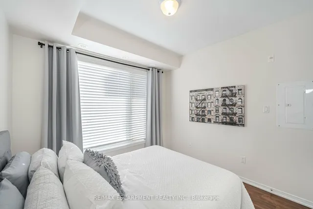 Additional property image - 54 Sky Harbour Dr Unit 105