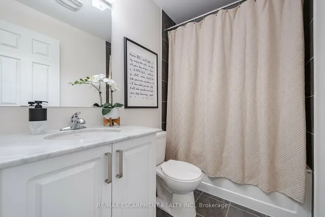 Additional property image - 54 Sky Harbour Dr Unit 105