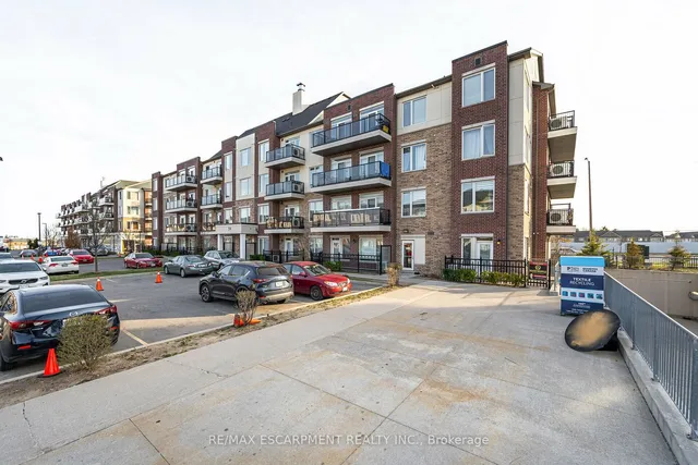 Additional property image - 54 Sky Harbour Dr Unit 105