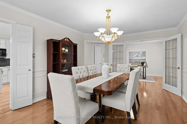 Additional property image - 2068 Pipers Crt