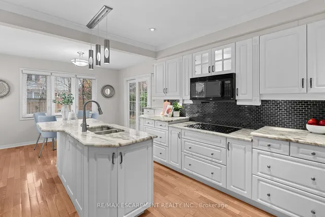 Additional property image - 2068 Pipers Crt