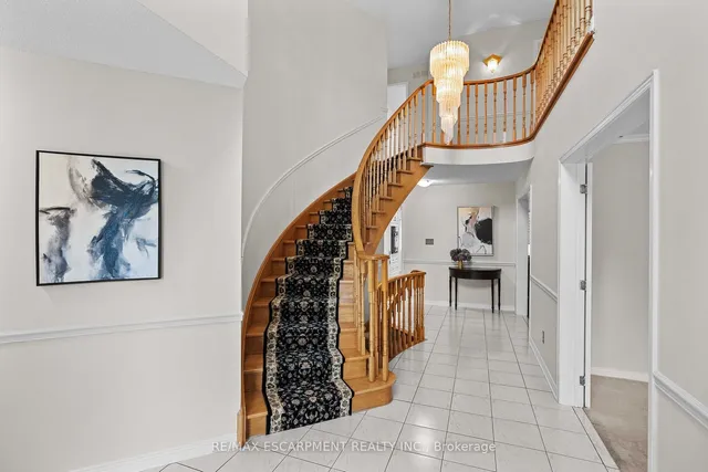 Additional property image - 2068 Pipers Crt