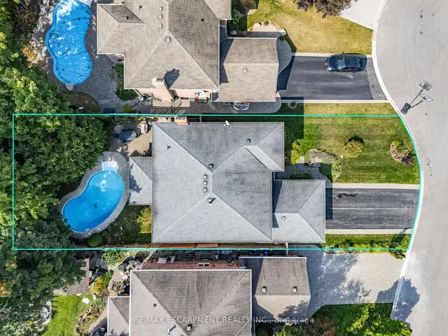 Additional property image - 2068 Pipers Crt