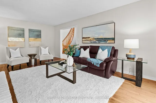 Additional property image - 2068 Pipers Crt