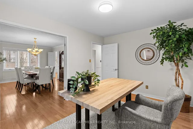 Additional property image - 2068 Pipers Crt