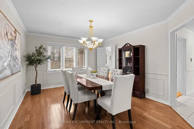 Additional property image - 2068 Pipers Crt