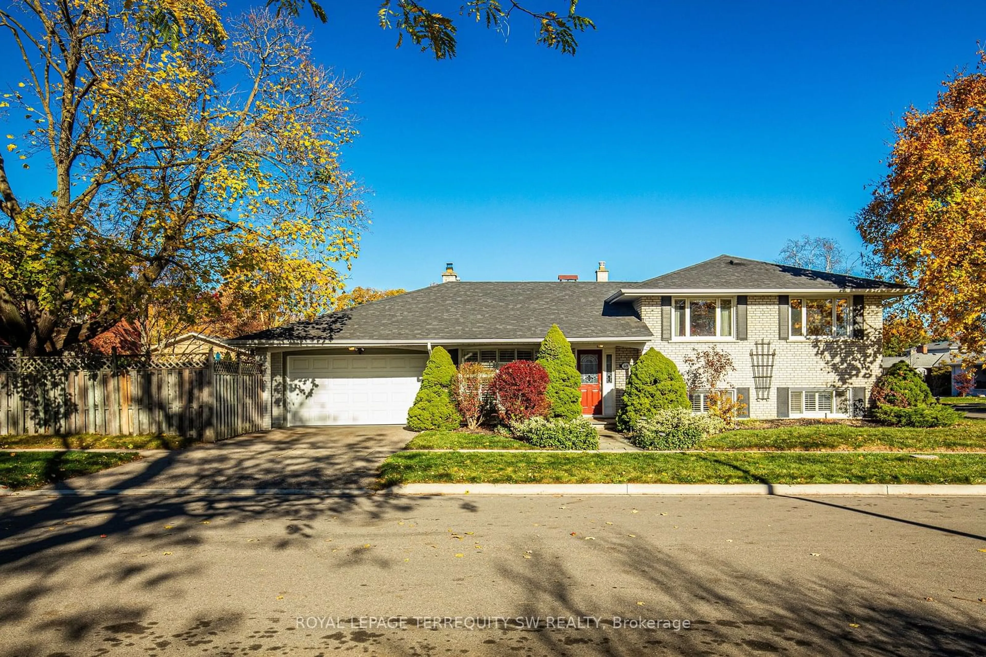 Frontside or backside of a home, the street view for 69 Ashmount Cres, Toronto Ontario M9R 1C9