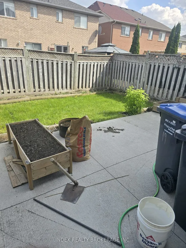 Additional property image - 19 Garibaldi Dr