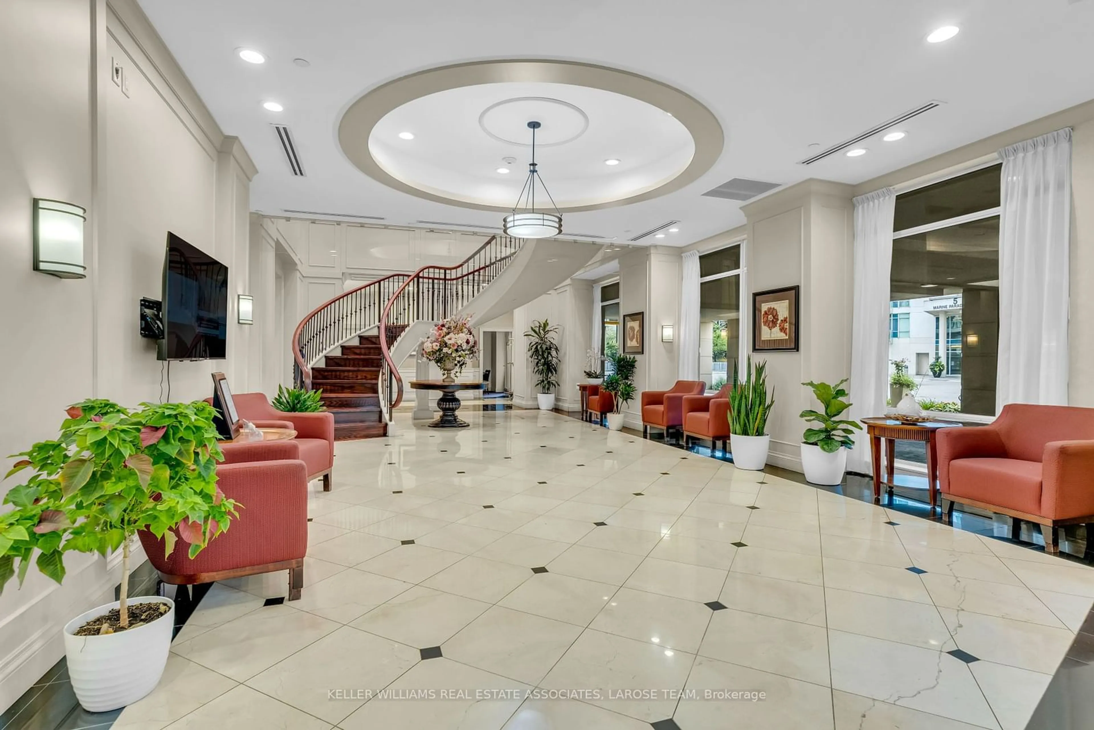 Indoor lobby for 3 Marine Parade Dr #804, Toronto Ontario M8V 3Z5