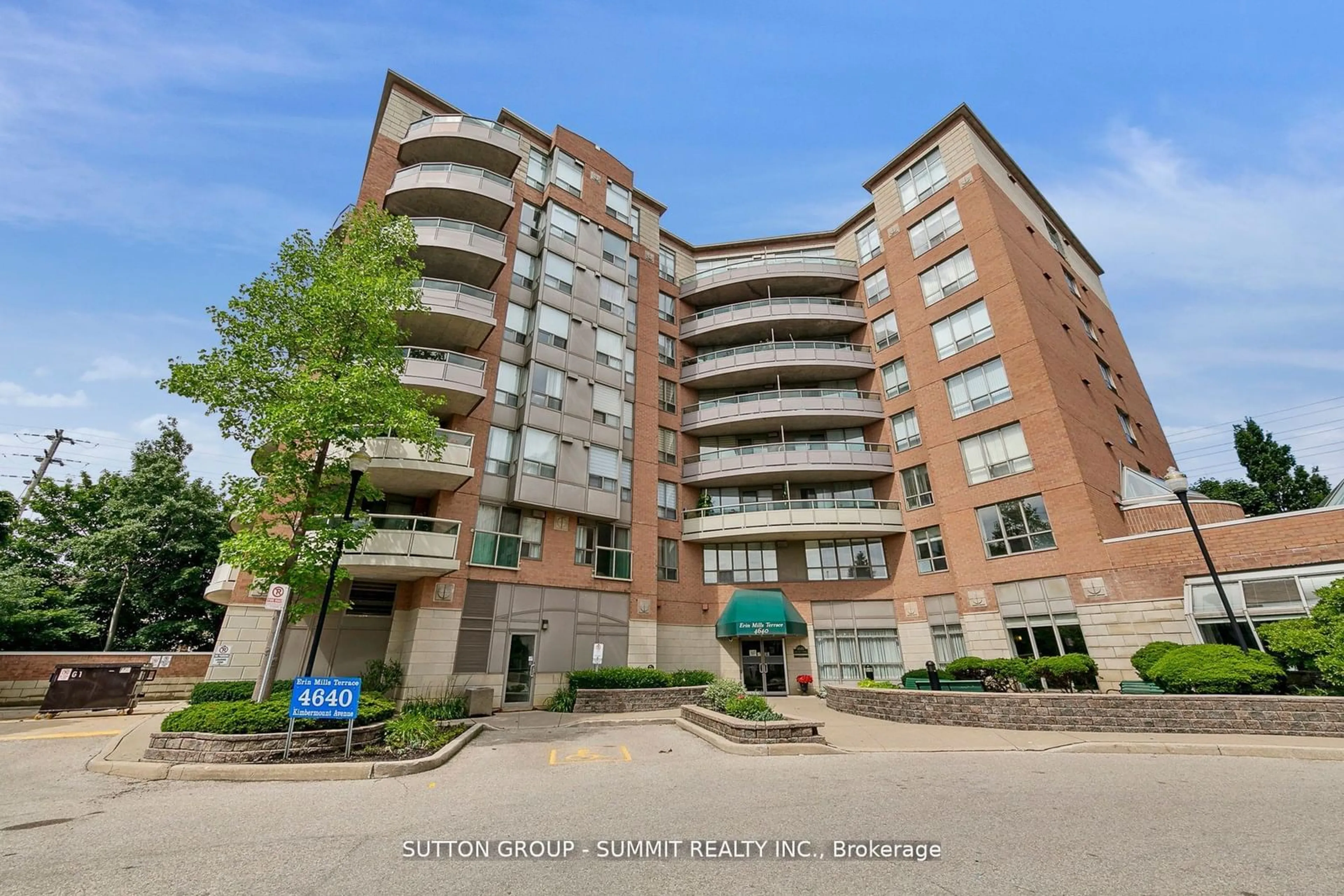 A pic from exterior of the house or condo, the front or back of building for 4640 Kimbermount Ave #708, Mississauga Ontario L5M 5W6