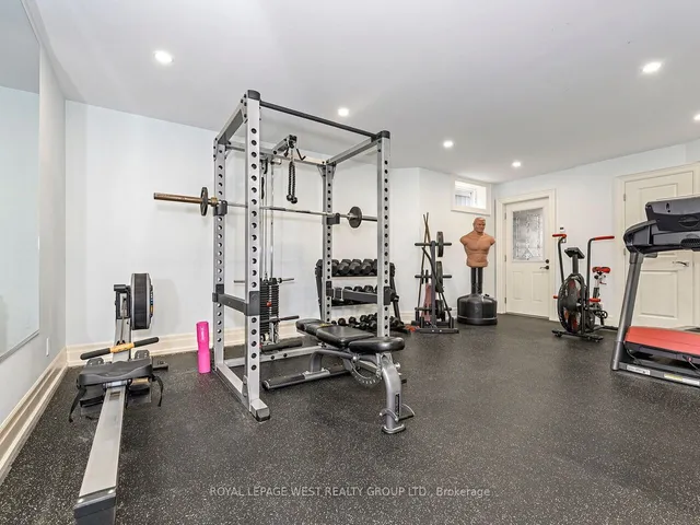 Additional property image - 3602 Logmoss Cres