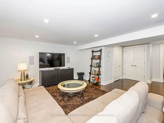 Additional property image - 3602 Logmoss Cres