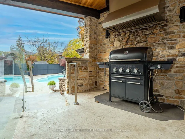 Additional property image - 3602 Logmoss Cres