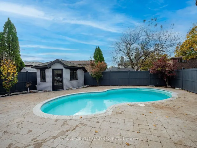Additional property image - 3602 Logmoss Cres