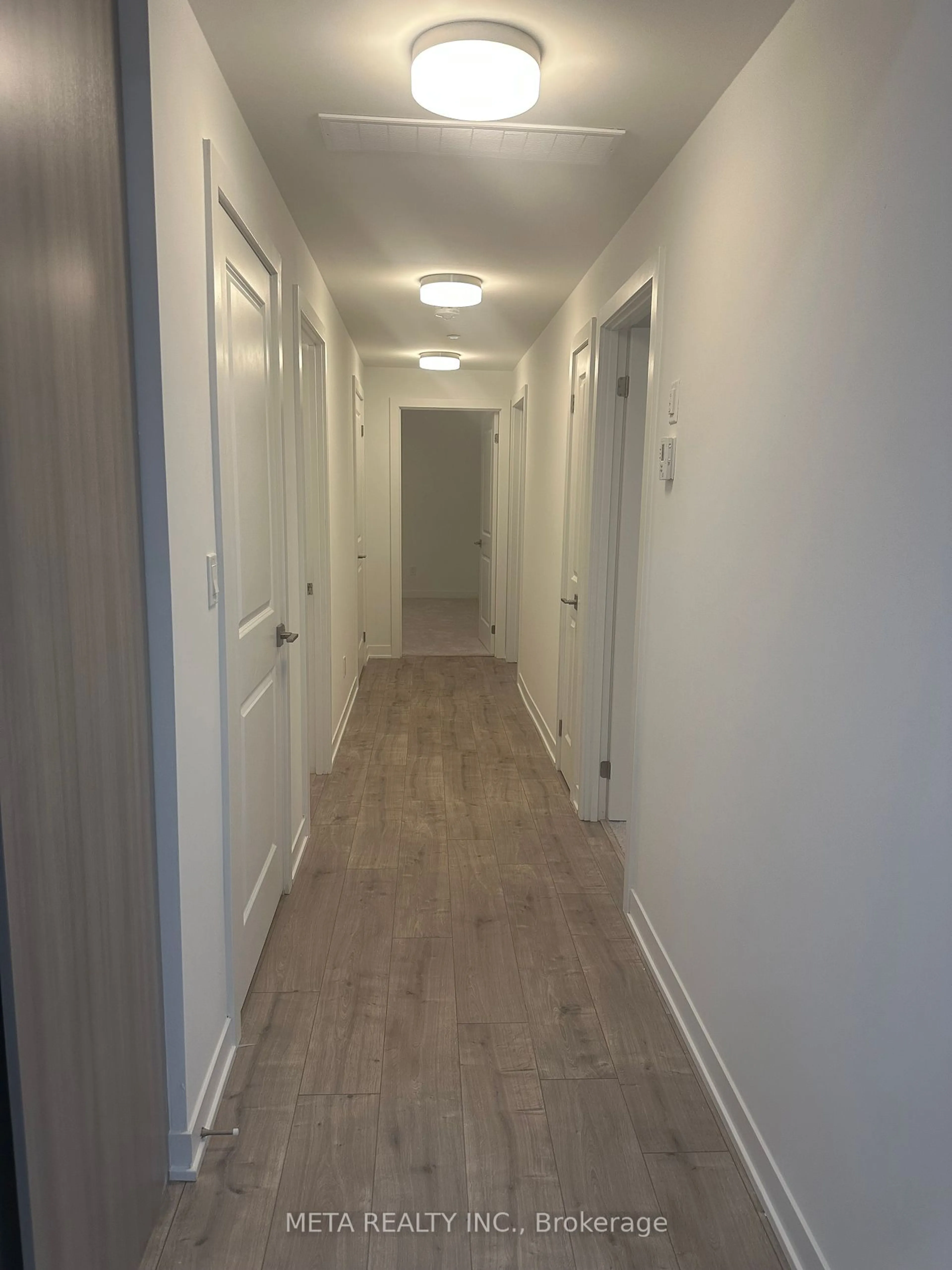 A pic of a room, not visible floor for 4035 Hickory Dr #9, Mississauga Ontario L4W 0G6