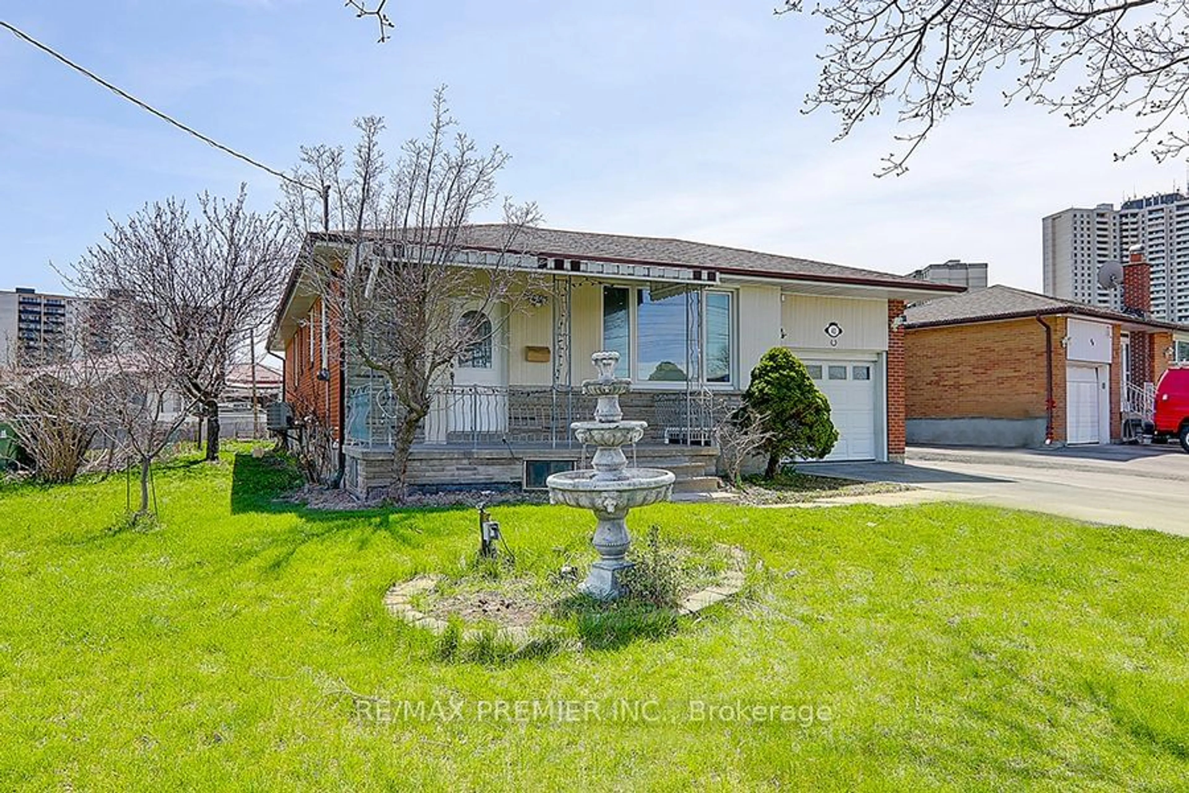 A pic from exterior of the house or condo, the fenced backyard for 42 Wilmont Dr, Toronto Ontario M3N 1N6