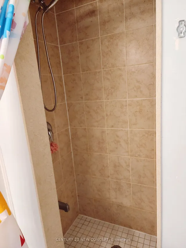 Additional property image - 960 Bloor St Unit 206