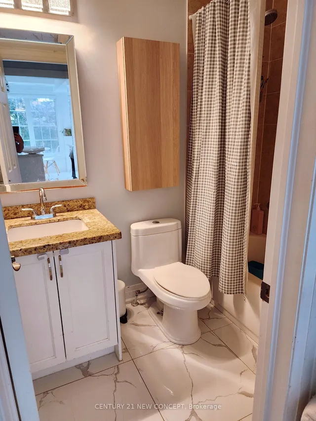 Additional property image - 960 Bloor St Unit 206