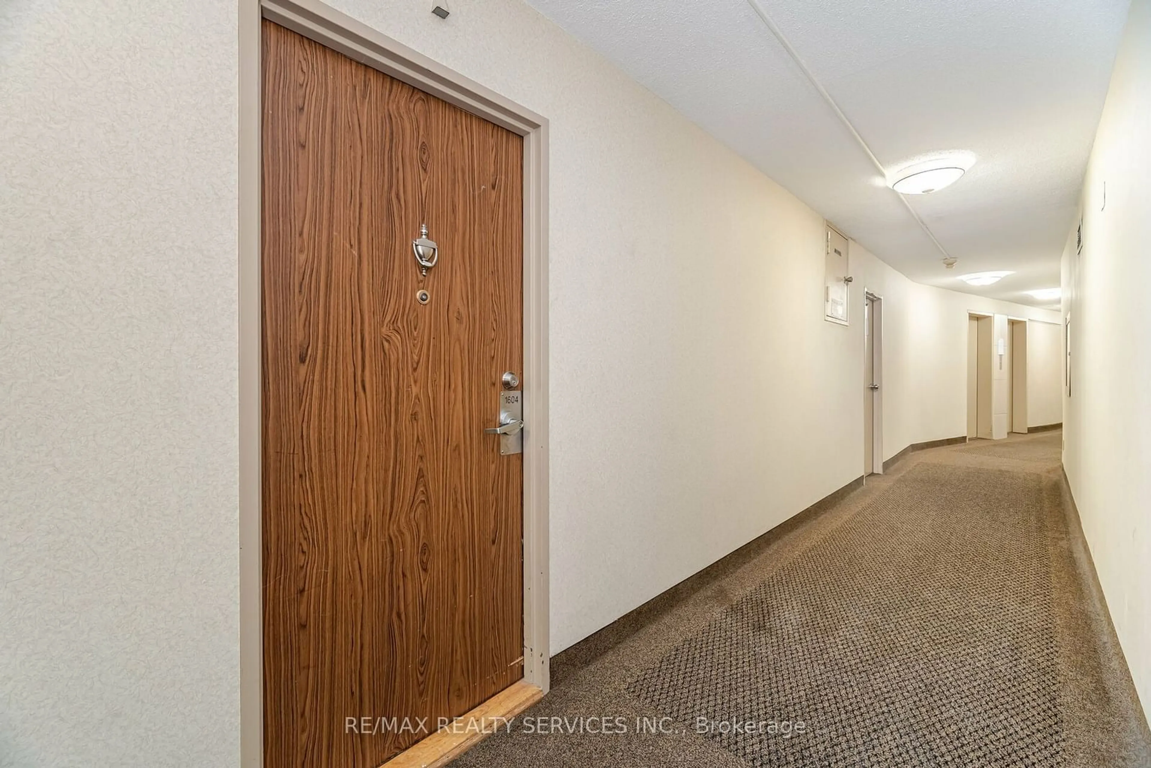 Indoor foyer, unknown floor for 20 Mississauga Valley Blvd #1604, Mississauga Ontario L5A 3S1