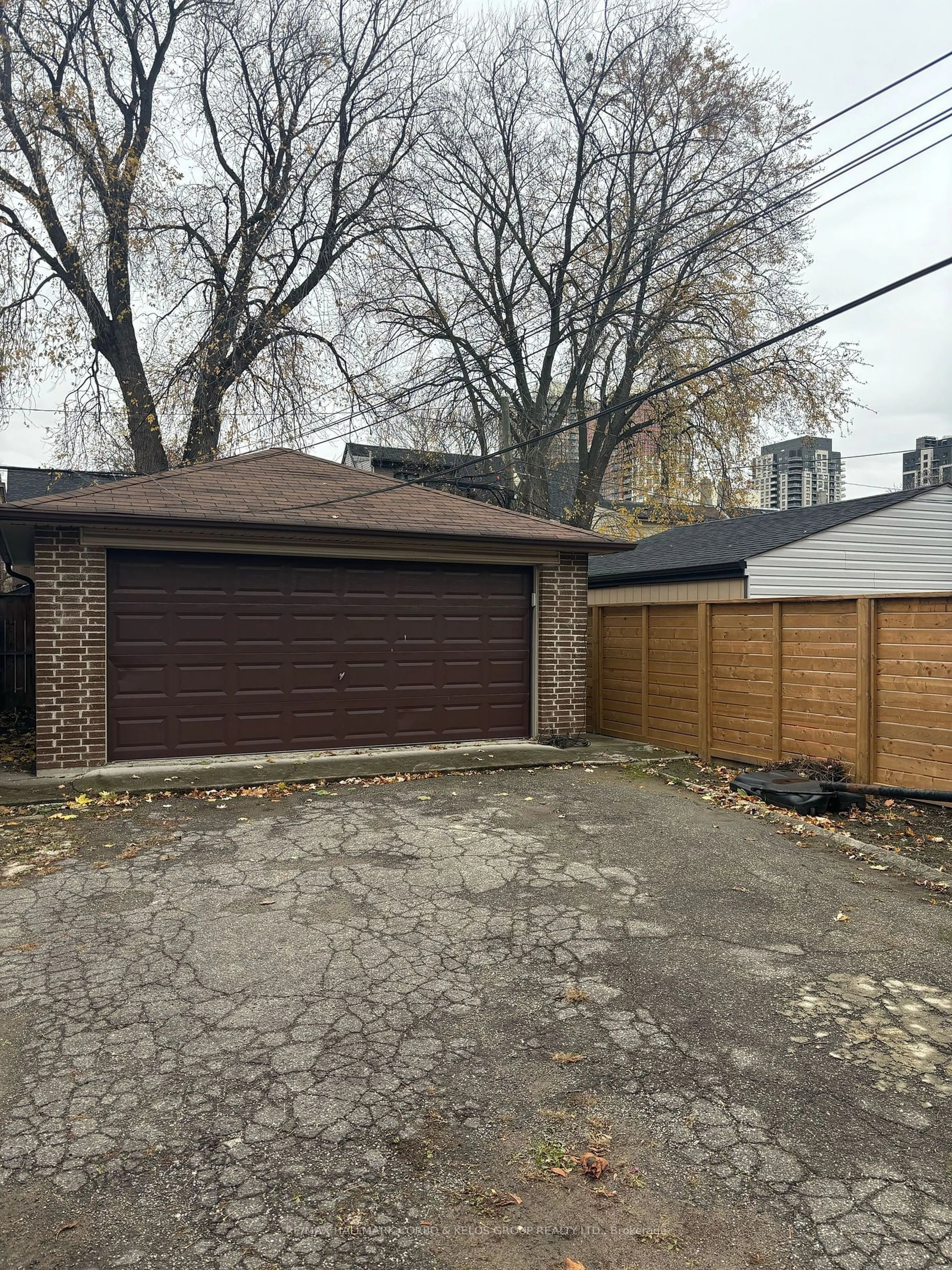 Shed for 415 Symington Ave, Toronto Ontario M6N 2W4