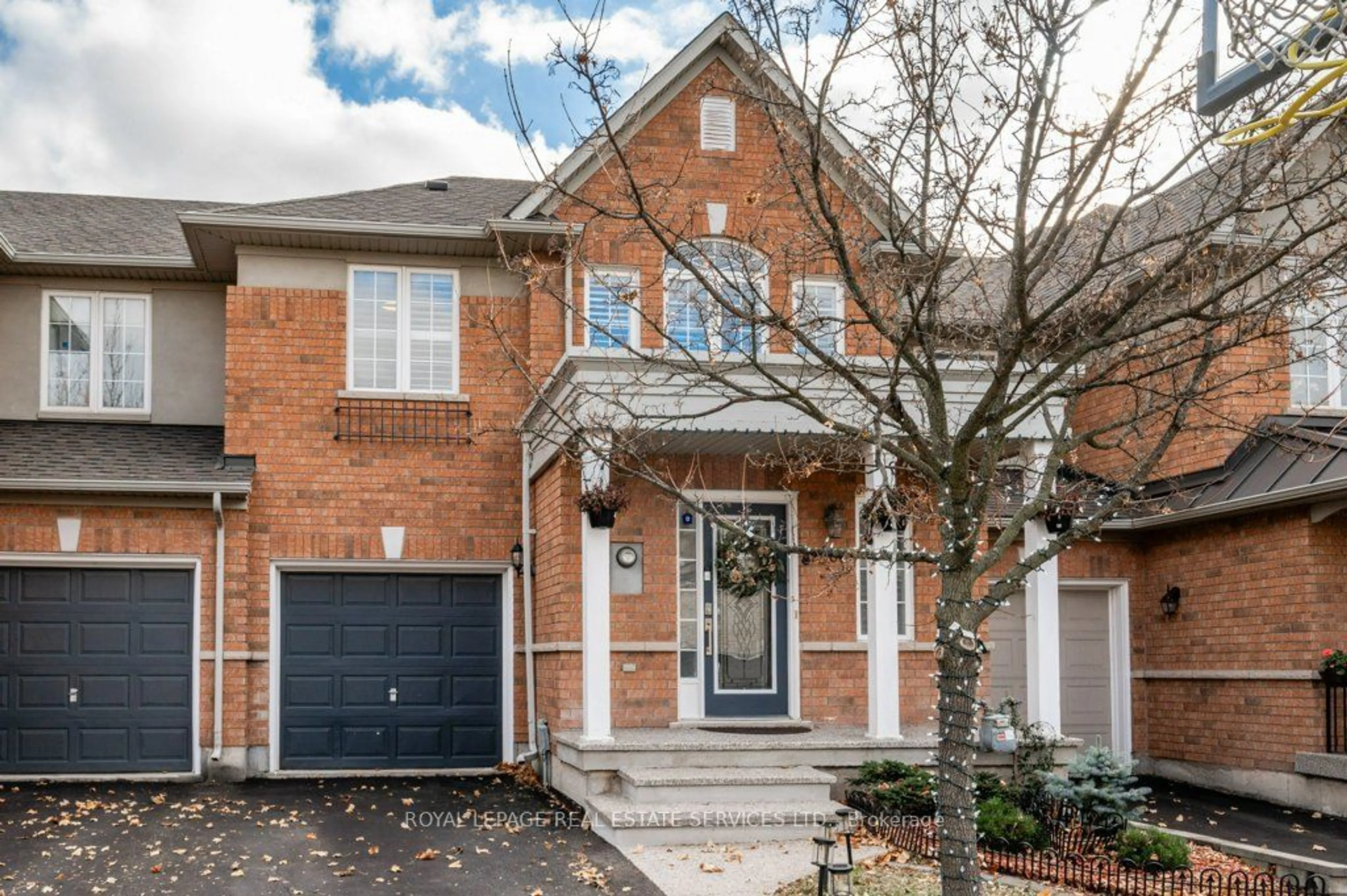 Home with brick exterior material for 2406 Sequoia Way, Oakville Ontario L6M 4Z7