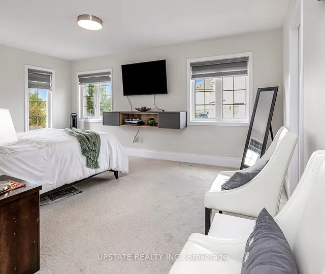 Additional property image - 8047 Financial Dr