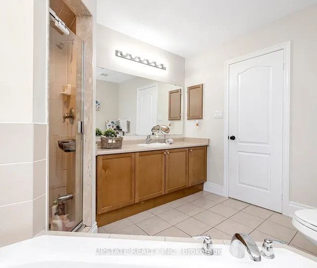 Additional property image - 8047 Financial Dr