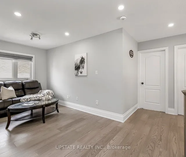Additional property image - 8047 Financial Dr