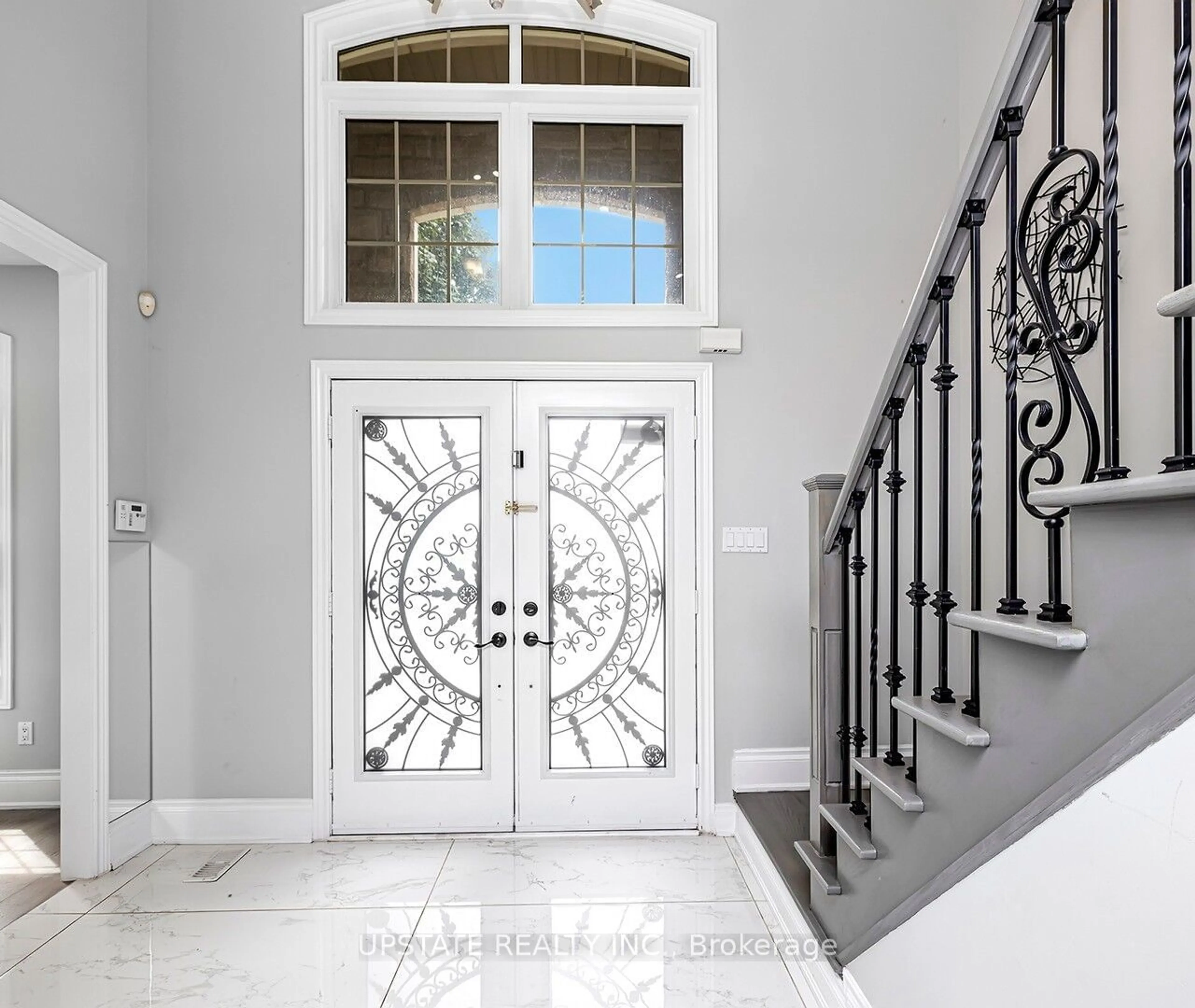 Indoor entryway, wood floors for 8047 Financial Dr, Brampton Ontario L6Y 0M9