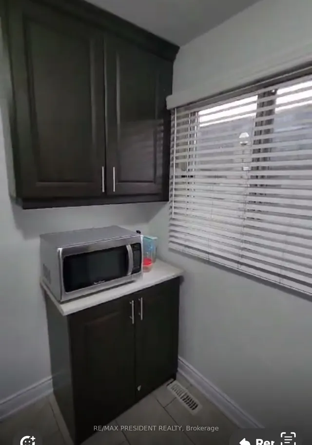 Additional property image - 16 Litchfield Crt Unit 115