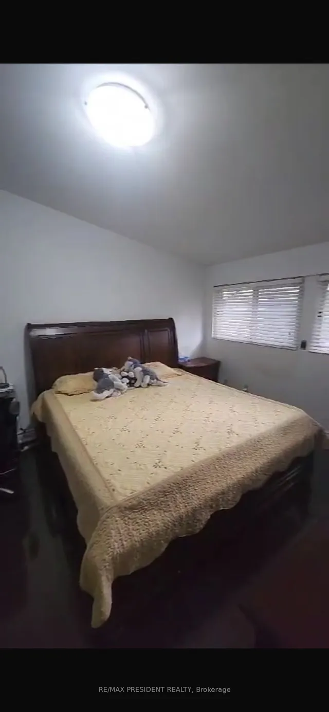 Additional property image - 16 Litchfield Crt Unit 115