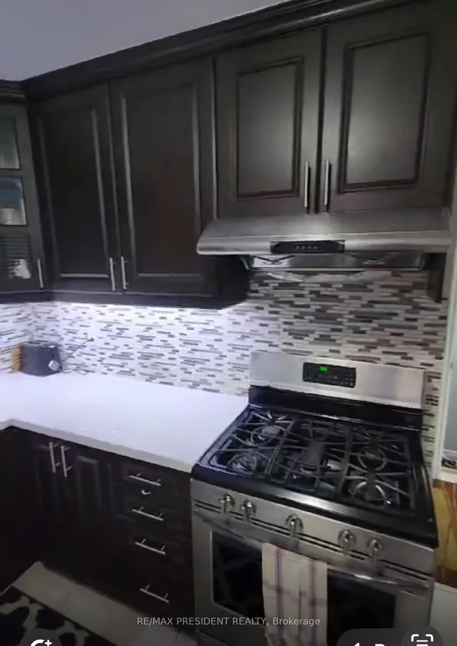 Additional property image - 16 Litchfield Crt Unit 115
