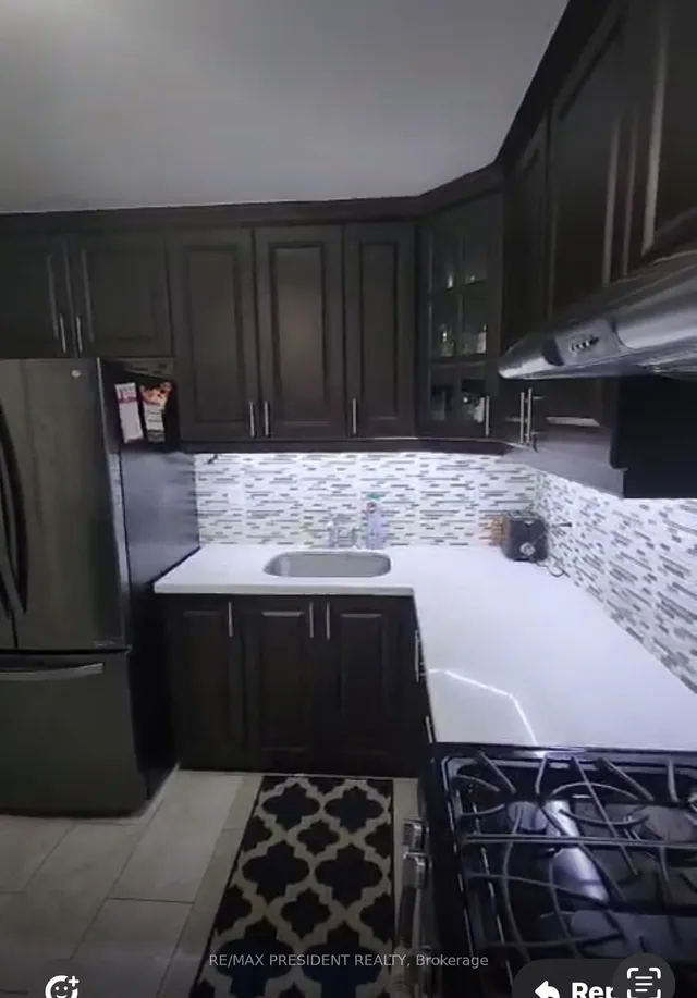 Additional property image - 16 Litchfield Crt Unit 115