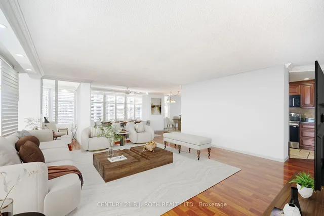 Additional property image - 2045 Lake Shore Blvd Unit 806