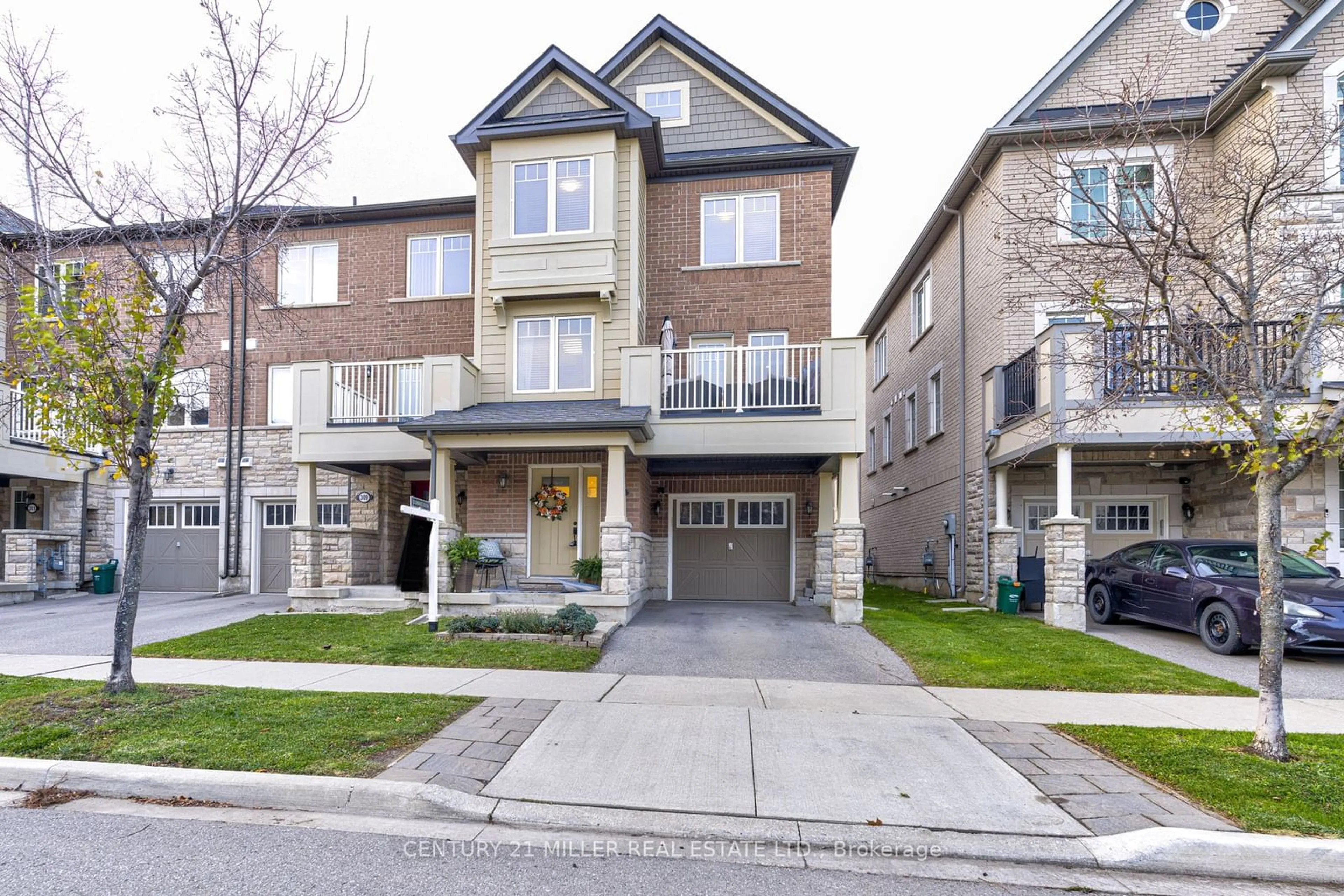 Frontside or backside of a home, the street view for 307 Ellen Davidson Dr, Oakville Ontario L6M 0V5