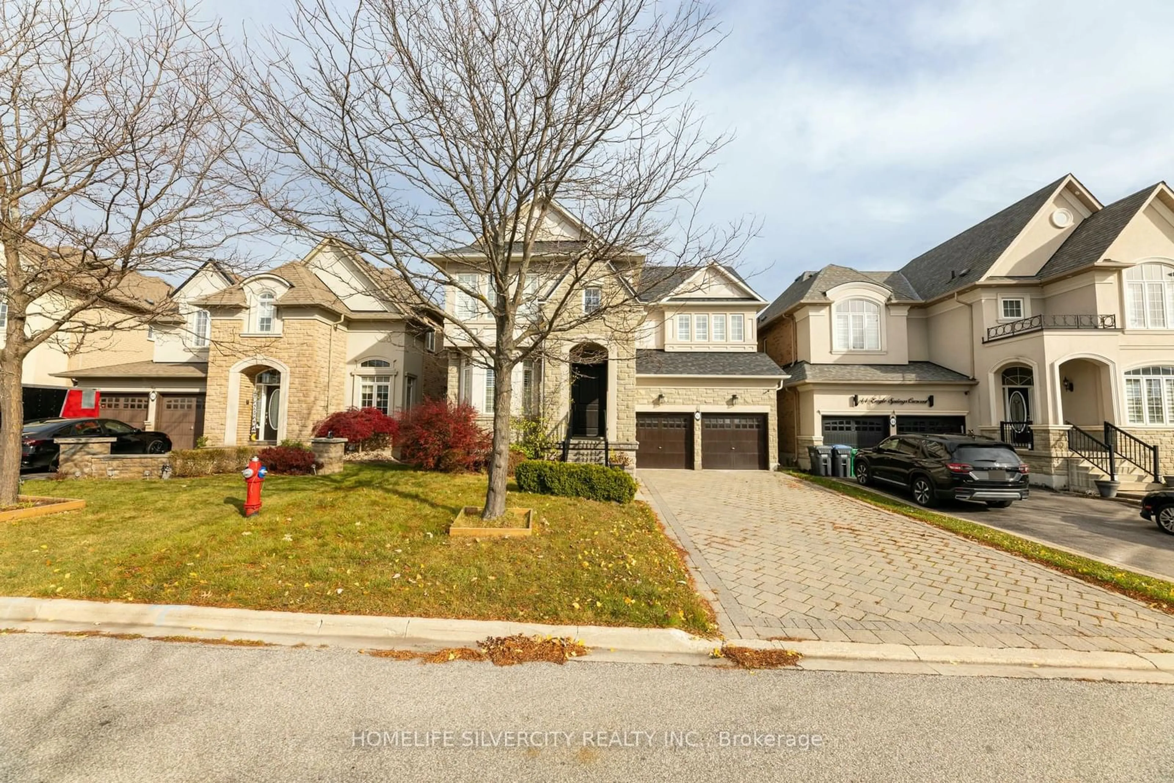 Frontside or backside of a home, the street view for 46 Eaglesprings Cres, Brampton Ontario L6P 2W2