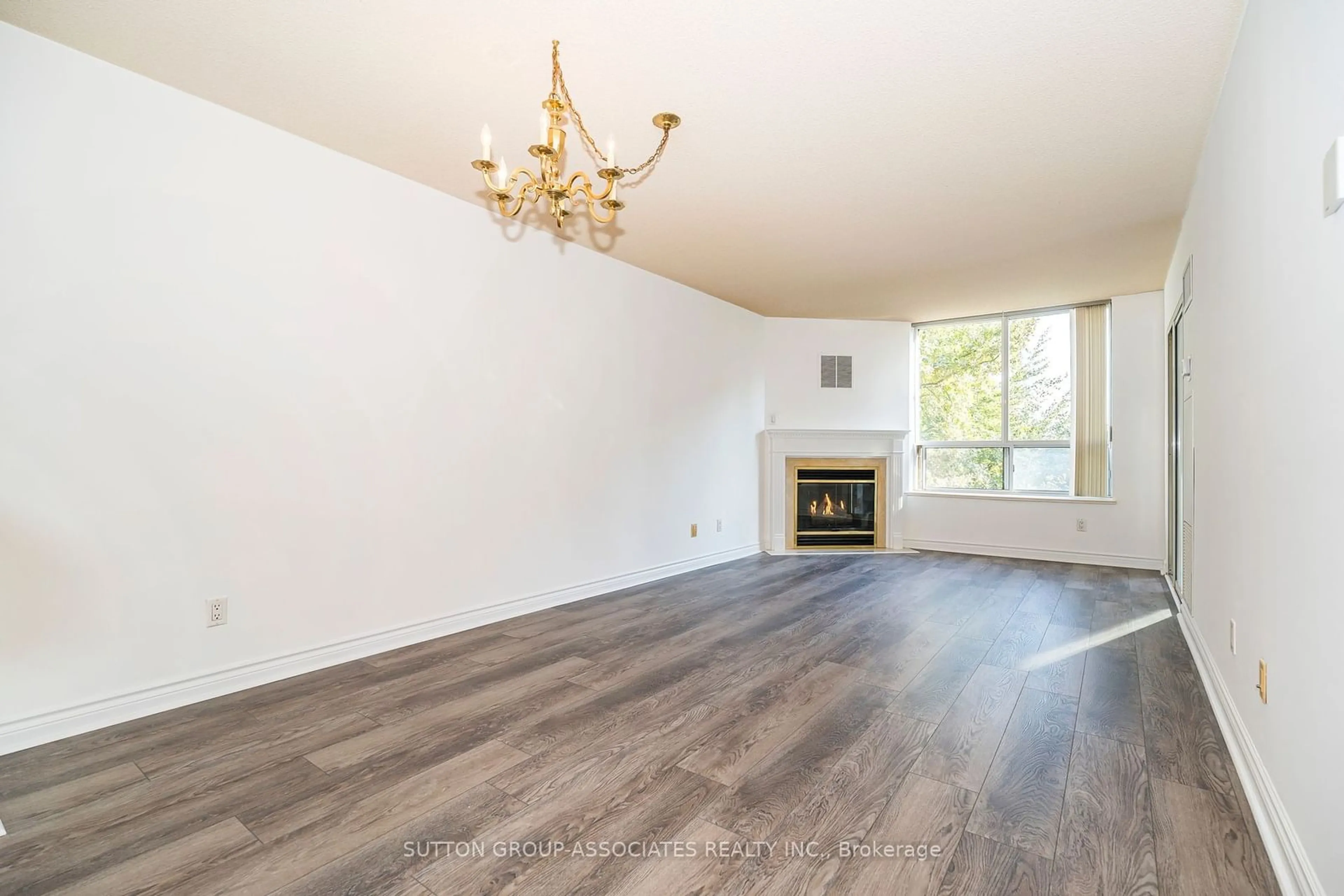 A pic of a room, wood floors for 1 Ripley Ave #414, Toronto Ontario M6S 4Z6