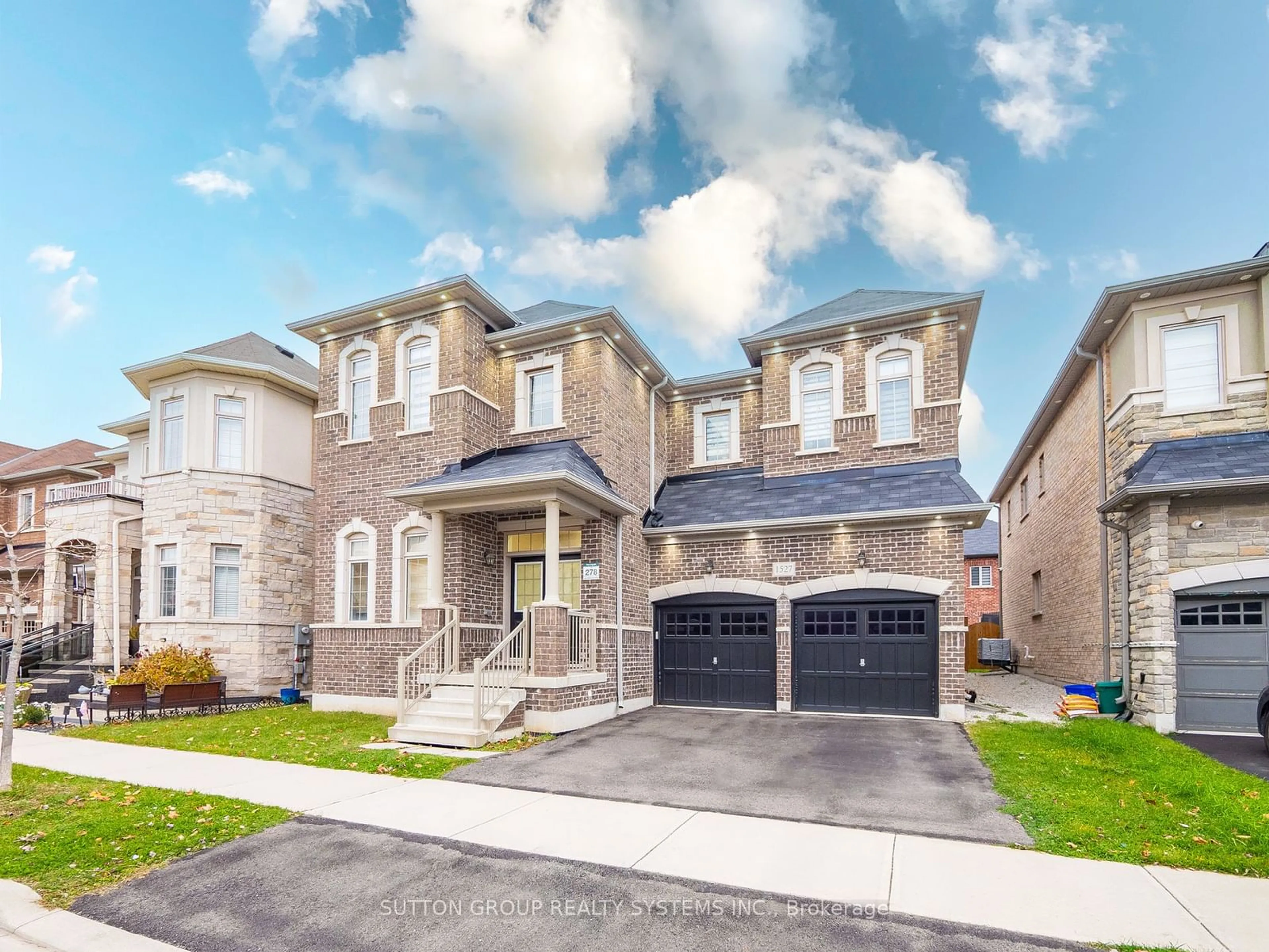 Home with brick exterior material for 1527 Mendelson Hts, Milton Ontario L9E 1H3