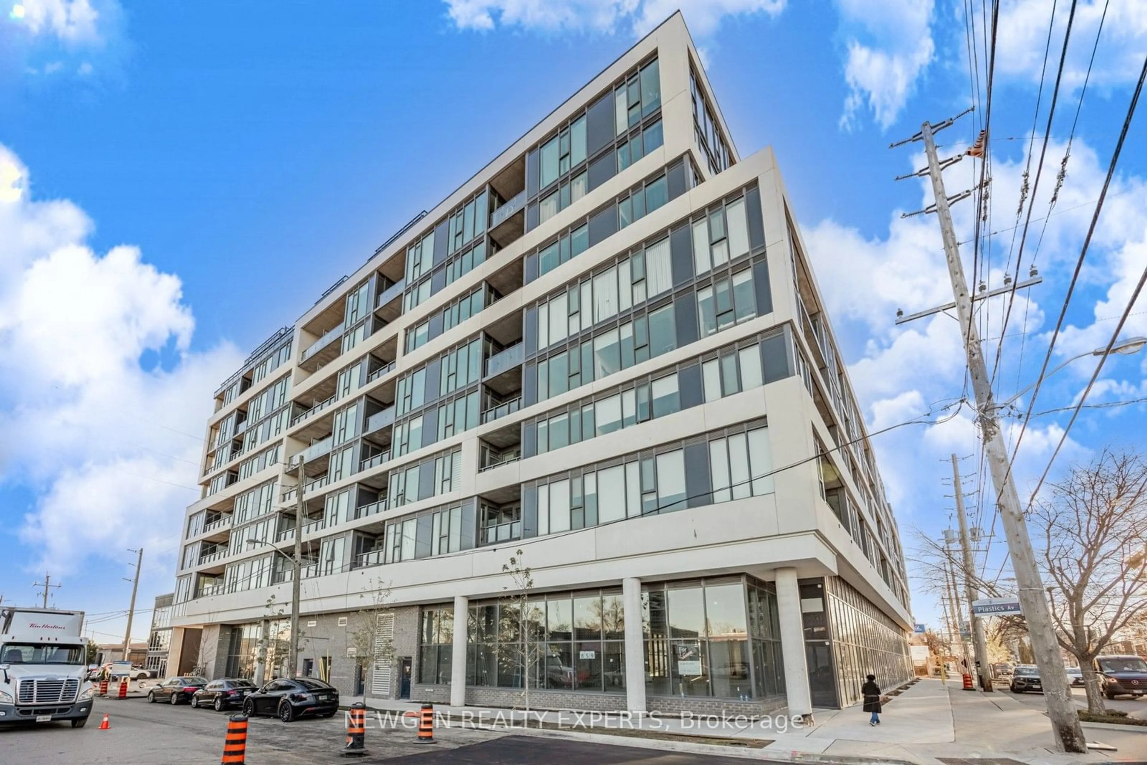 A pic from exterior of the house or condo, the front or back of building for 859 The Queensway #1007, Toronto Ontario M8Z 1N8