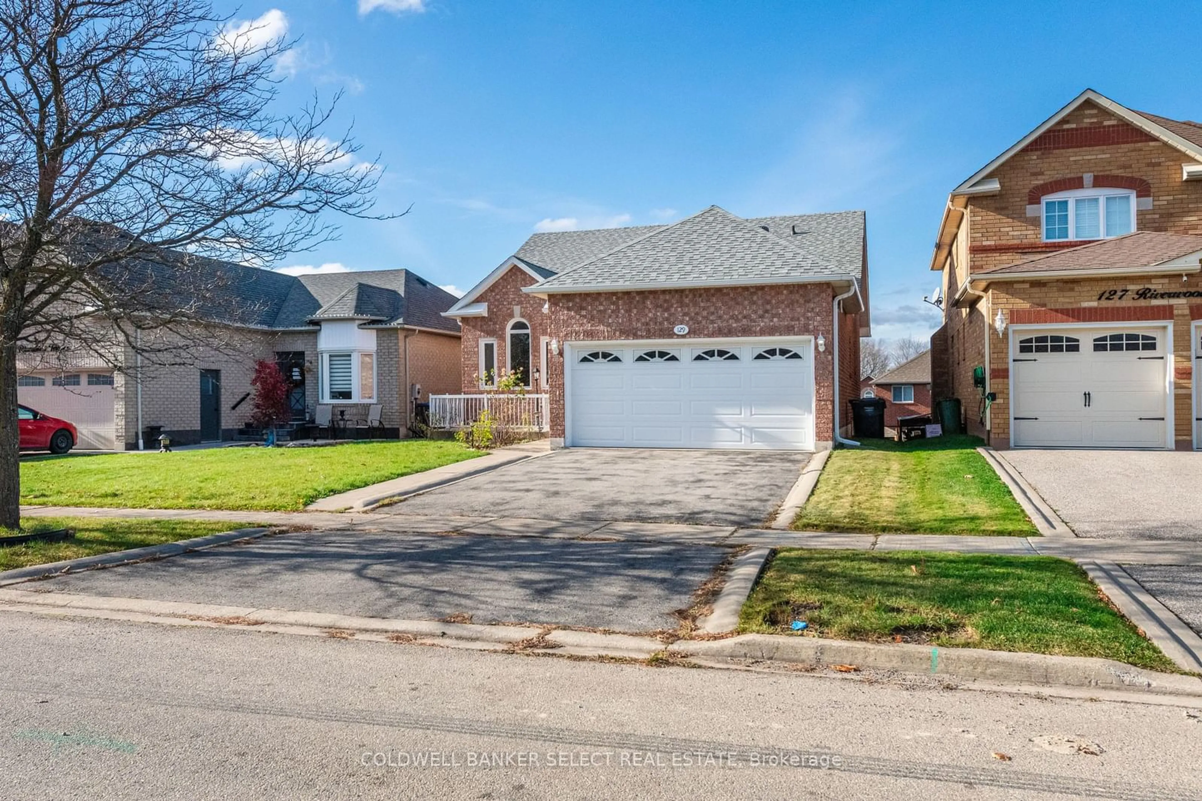 Frontside or backside of a home, the street view for 129 Riverwood Terr, Caledon Ontario L7E 1S5